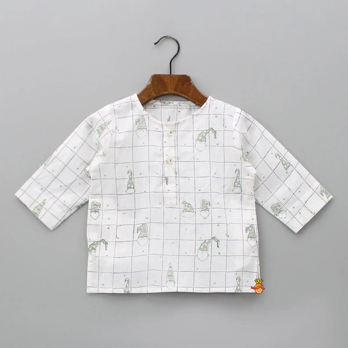 Checks Printed Top And Dual Pockets Detail Shorts