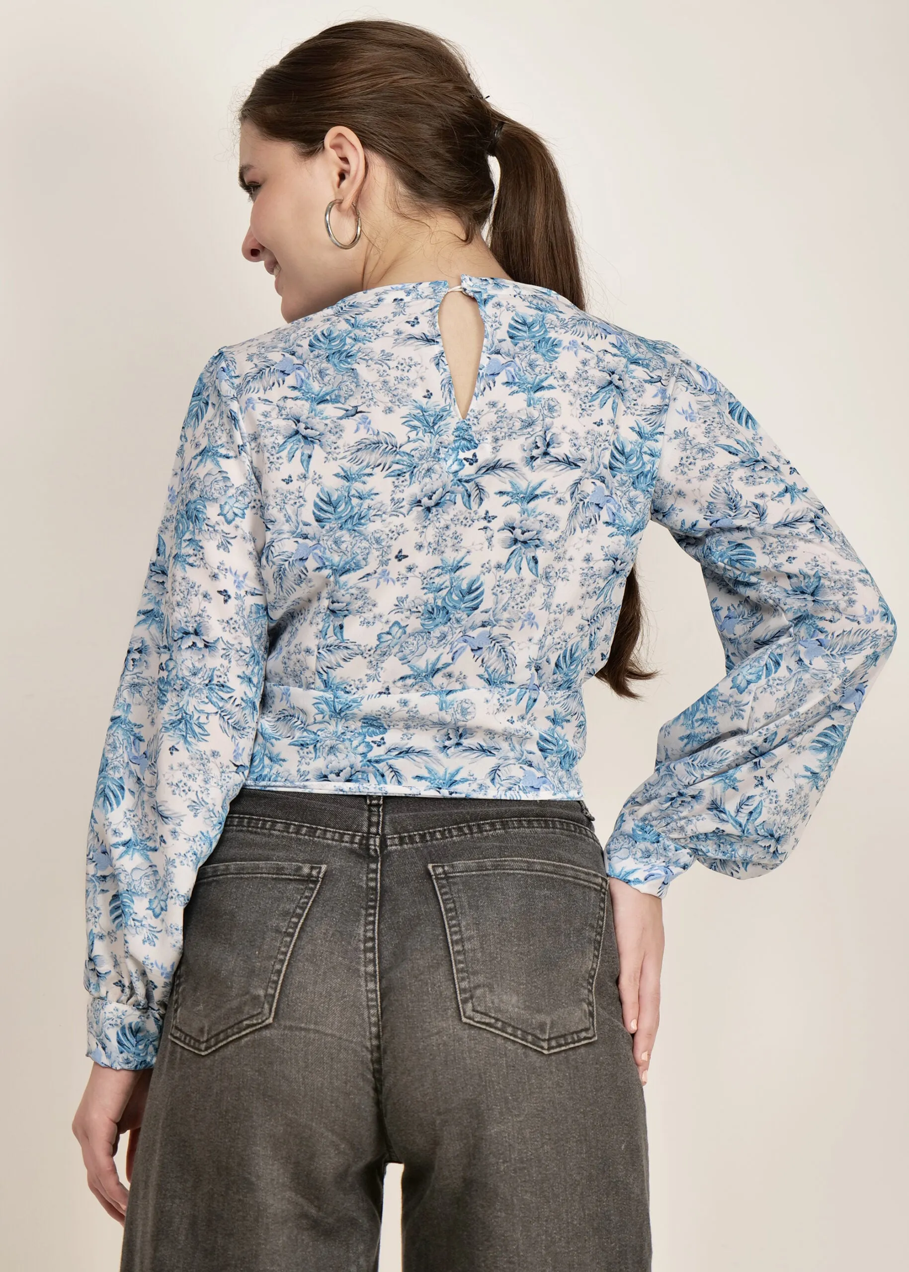Chic Fusion Blue Printed Crop Top