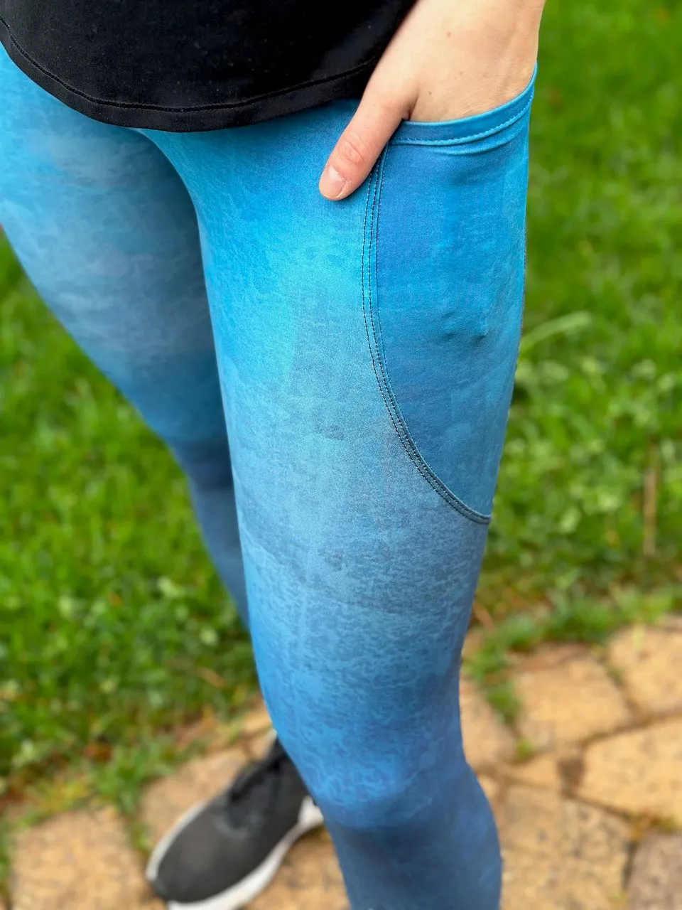 Classic Cyan Pocket Leggings