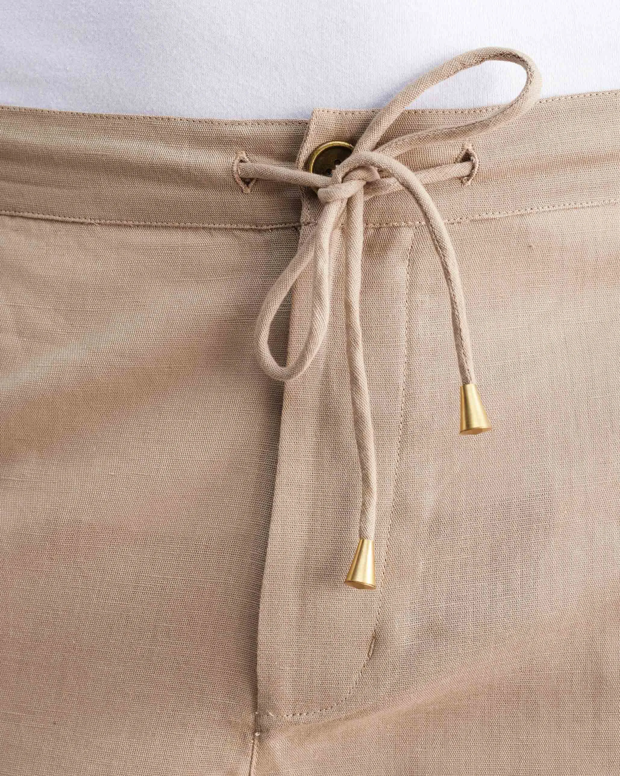 Classic Shorts - Beige