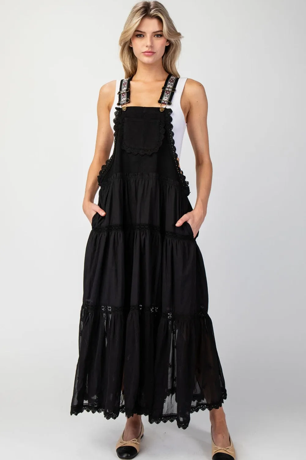 ee:some Lace Trimmed Overall Maxi Dress in Black