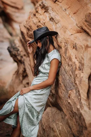 Indie Midi Dress in Sage Green