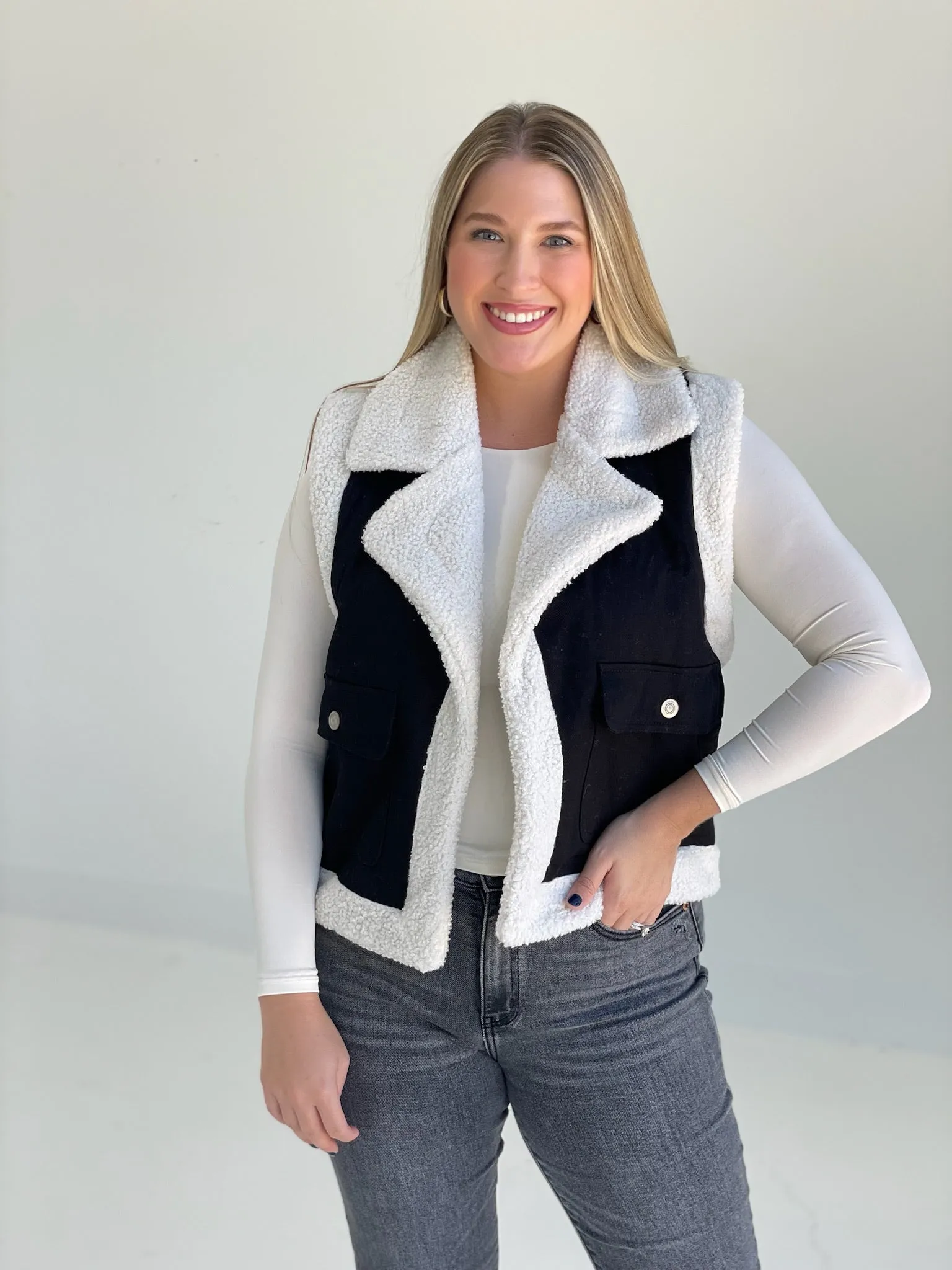 Kincade Sherpa Lined Vest - Black